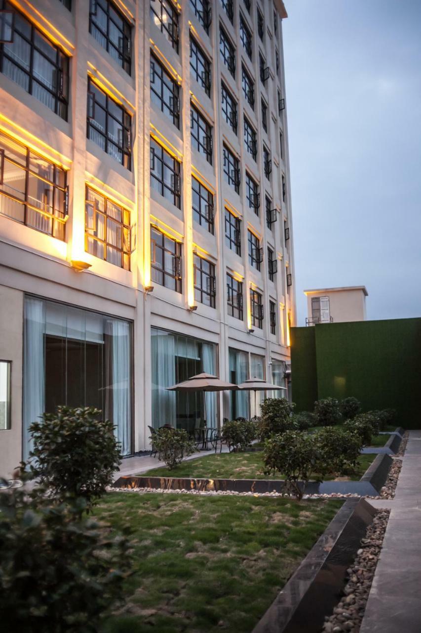 Shunde Spirior Hotel Fosan Kültér fotó